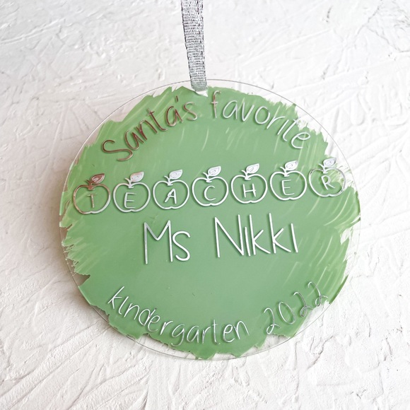 Personalised Acrylic Christmas ornament - Picture 6 of 9